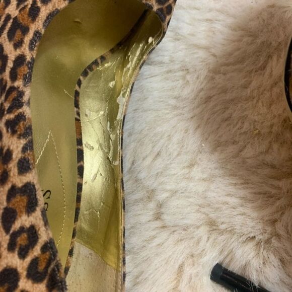 Guess Leopard Print Peep Toe Heels size 8.5 - Picture 5 of 9